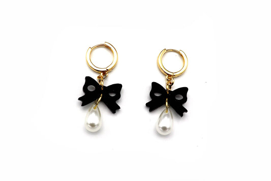 Bow Pearl Drops