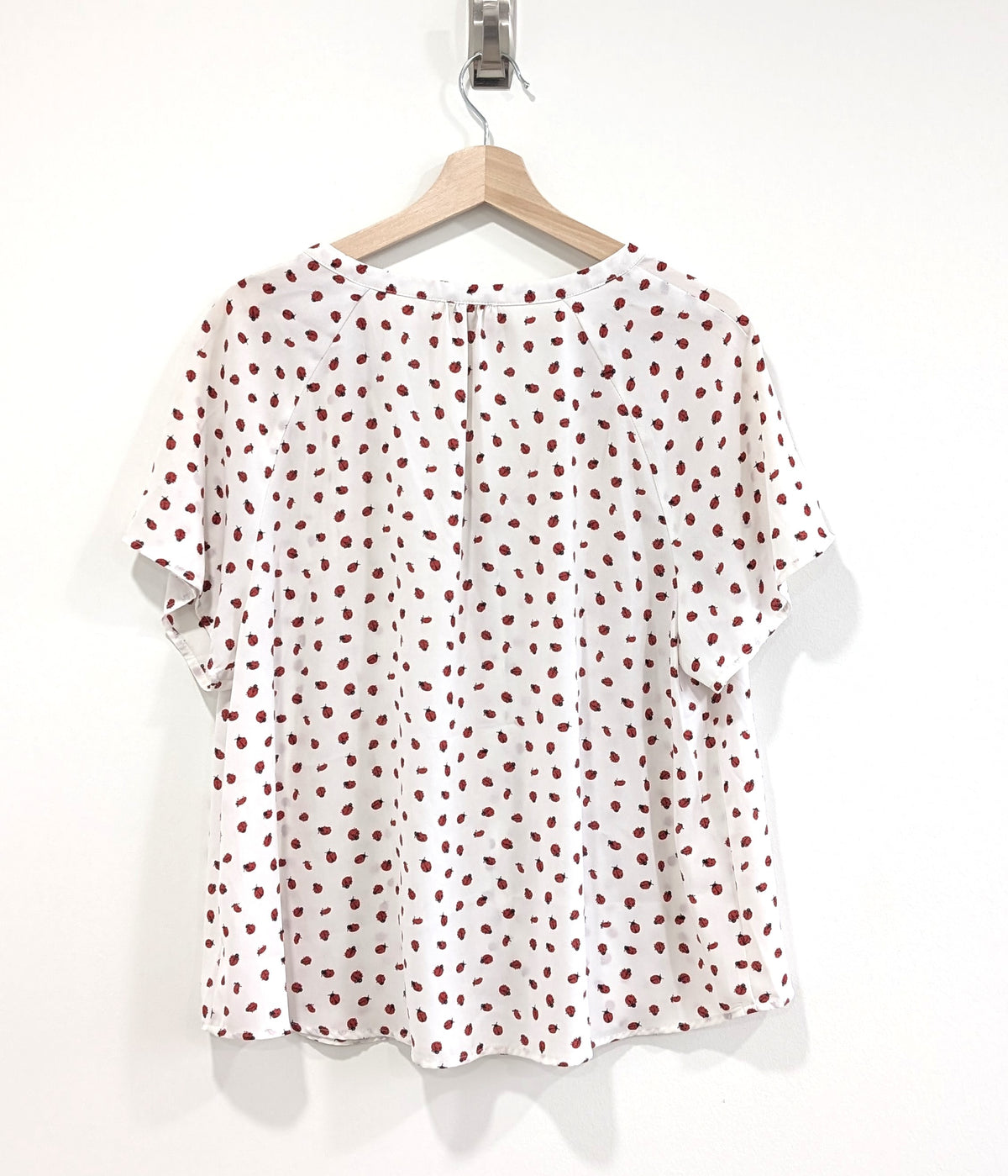 Ladybug Print Shirt (XL)