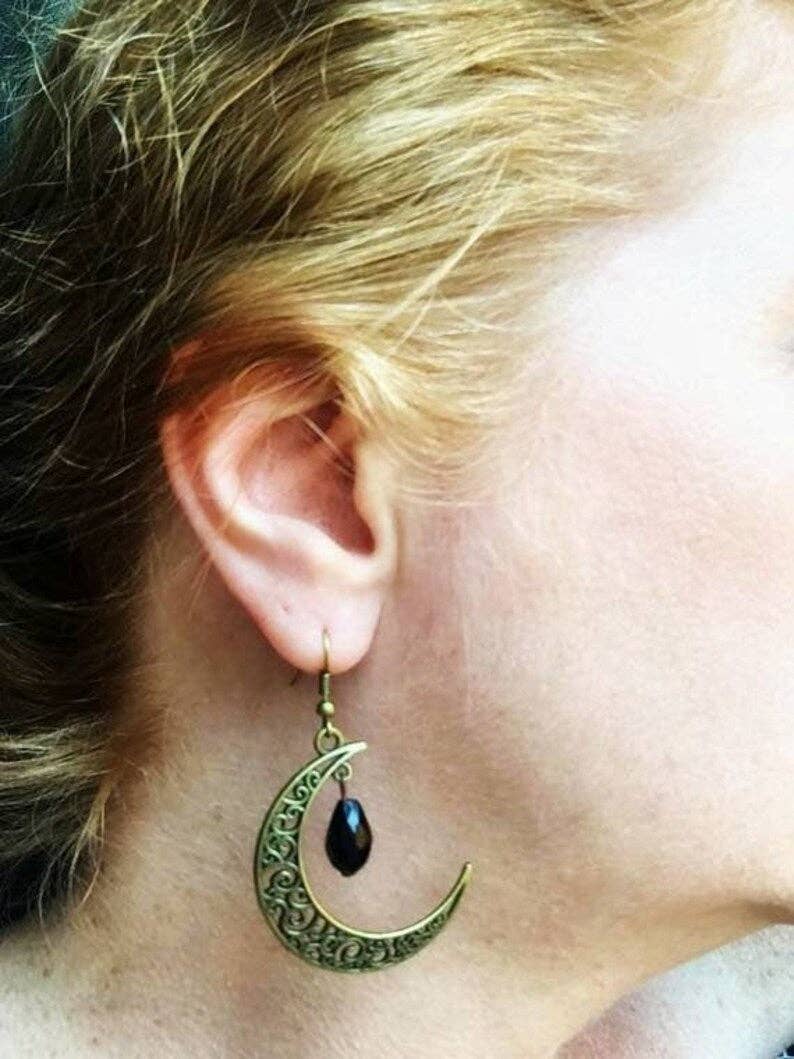 Black Teardrop Crescent Moon Earrings