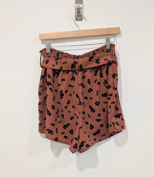 Floral Tie Shorts (Medium)