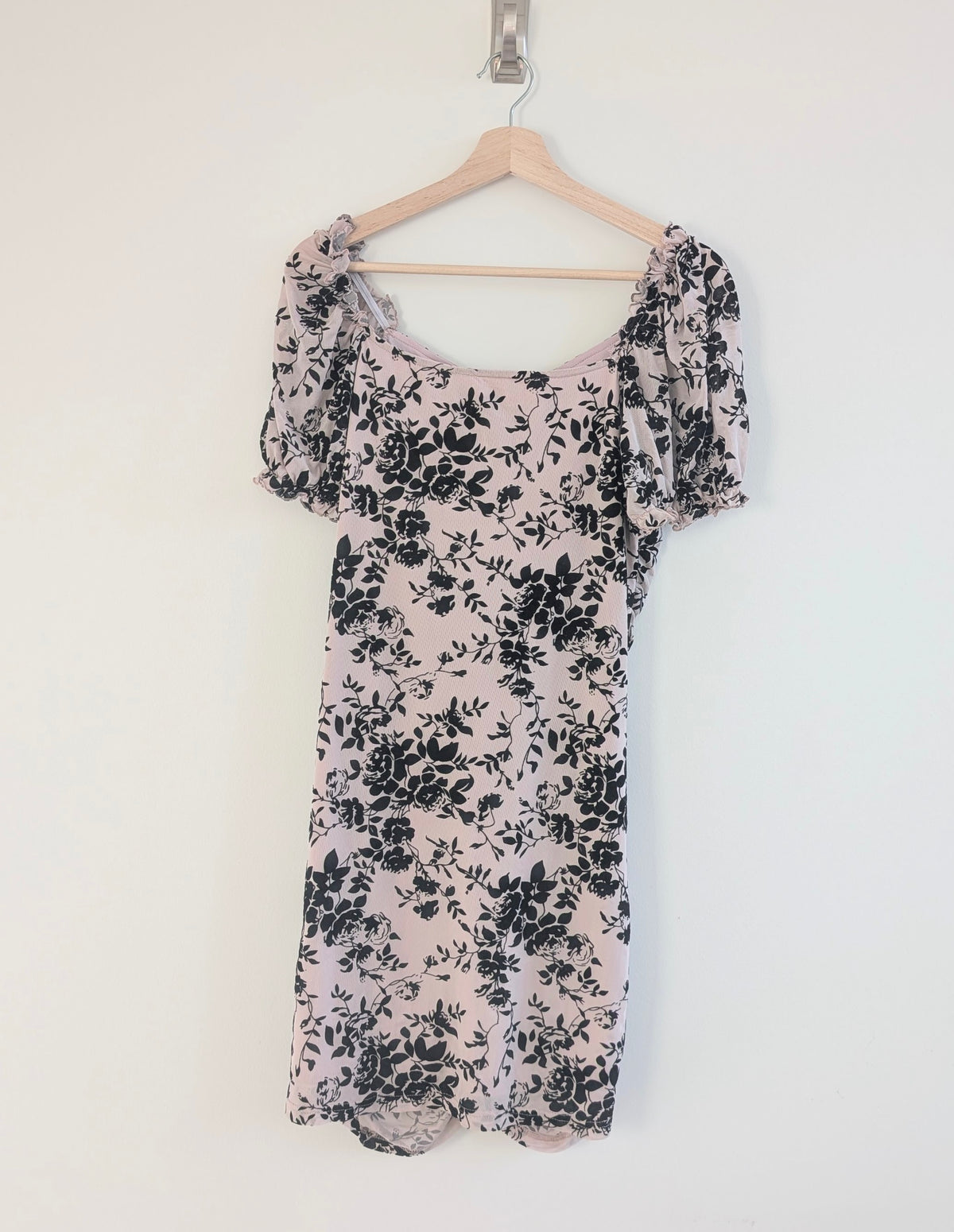Pink and Black Ruched Bodycon Dress (Large)